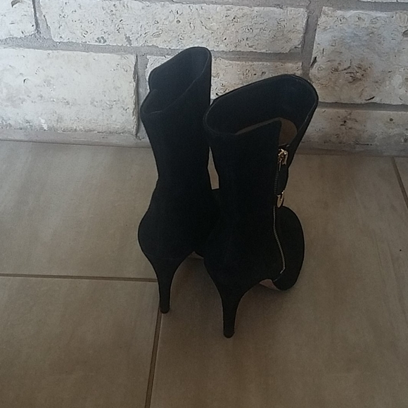 Joan and David black mid calf boots heels size 8 - Picture 4 of 8